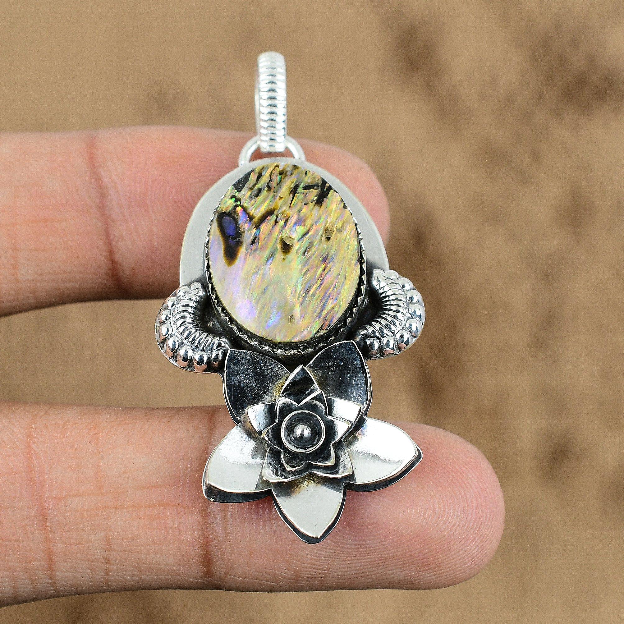 Oval Abalone Shell Stone 925 Silver Handmade New Flower Birthday Pendant Jewelry
Oval Abalone Shell Stone 925 Silver Handmade New Flower Birthday Pendant Jewelry