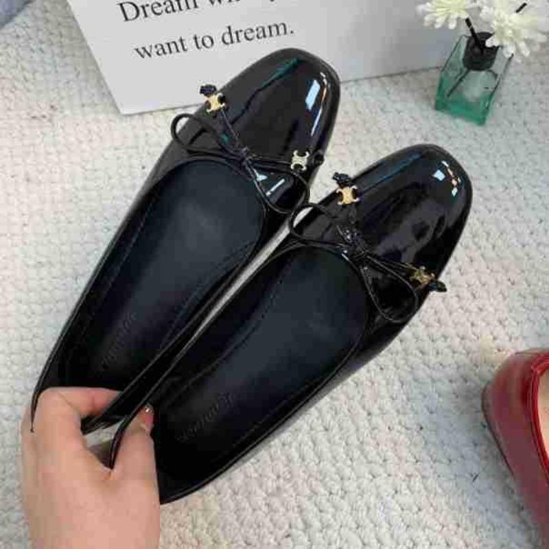 Весенние новые туфли-лодочки на высоком каблуке, небольшая внутренняя высота 5 см, ремешок с пряжкой, кожаные туфли Мэри Джейн с камелией для женщин 34 чёрный
Весенние новые туфли-лодочки на высоком каблуке, небольшая внутренняя высота 5 см, ремешок с пряжкой, кожаные туфли Мэри Джейн с камелией для женщин 34 чёрный