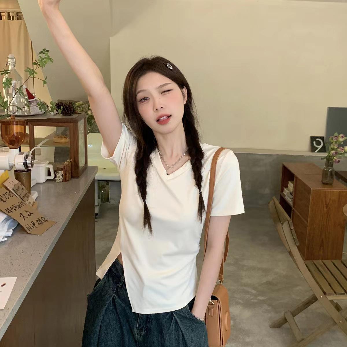 Design sense irregular split short-sleeved T-shirt women s 2025 summer new model to cover the belly and look thin white front shoulder top S абрикосовый
Design sense irregular split short-sleeved T-shirt women s 2025 summer new model to cover the belly and look thin white front shoulder top S абрикосовый