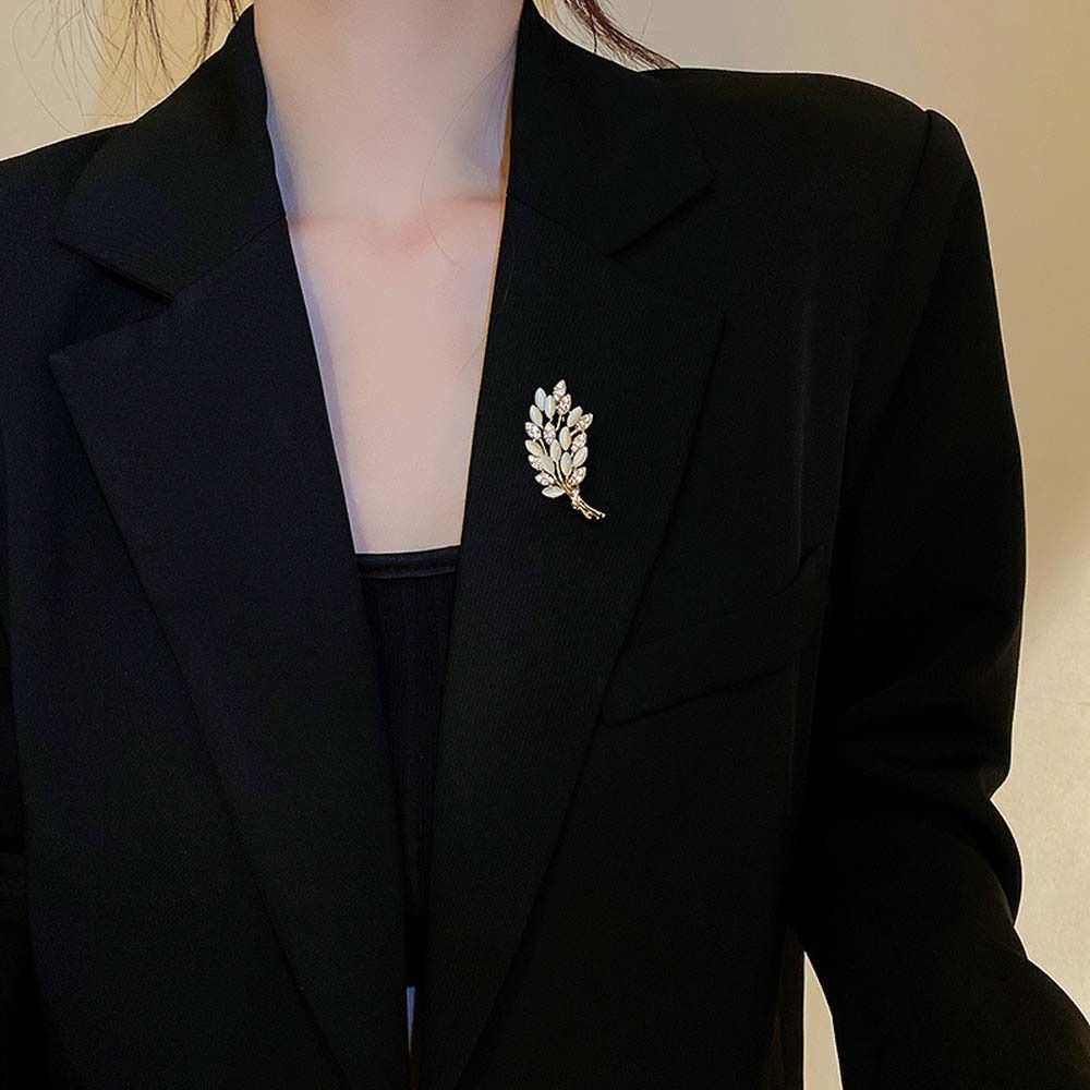 Christmas Gift Wheat Shaped Jewelry Accessories Elk Enamel Brooch Christmas Brooch Women Lapel Pin A3
Christmas Gift Wheat Shaped Jewelry Accessories Elk Enamel Brooch Christmas Brooch Women Lapel Pin A3
