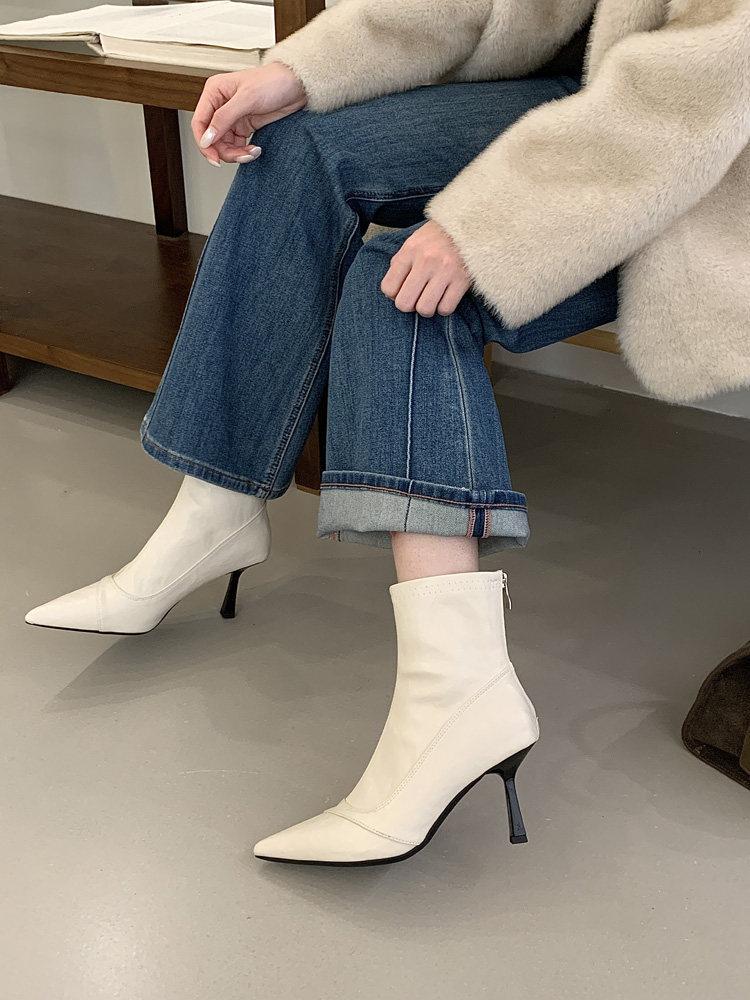 High Heel Short Boots Women s Retro Brown Fleece Skinny Boots Versatile Pointed Thin Heel Short Boots 39
High Heel Short Boots Women s Retro Brown Fleece Skinny Boots Versatile Pointed Thin Heel Short Boots 39