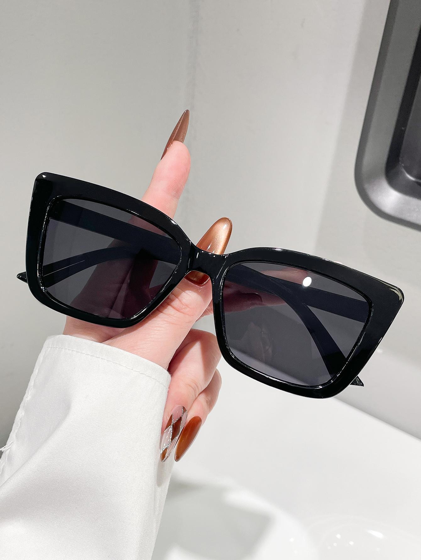 Large Cat Eye Frame Fashionable Glasses Unisex Suitable for Daily Wear Photography And Driving Simple Style чорний
Large Cat Eye Frame Fashionable Glasses Unisex Suitable for Daily Wear Photography And Driving Simple Style чорний