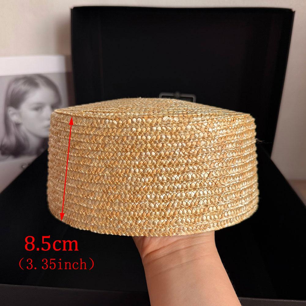 New Summer Straw Raffia Sunhat Outdoor Breathable Beret For Women Hard Berets Caps Elegant Flight Attendant French Hat sale 54-58cm солом яний
New Summer Straw Raffia Sunhat Outdoor Breathable Beret For Women Hard Berets Caps Elegant Flight Attendant French Hat sale 54-58cm солом яний