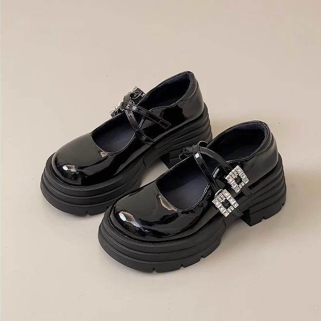 Brown round head rhinestone thick-soled Mary Jane shoes, small leather shoes for women s 2025 new models with skirts, shallow single shoes, loafers 35 чёрный
Brown round head rhinestone thick-soled Mary Jane shoes, small leather shoes for women s 2025 new models with skirts, shallow single shoes, loafers 35 чёрный