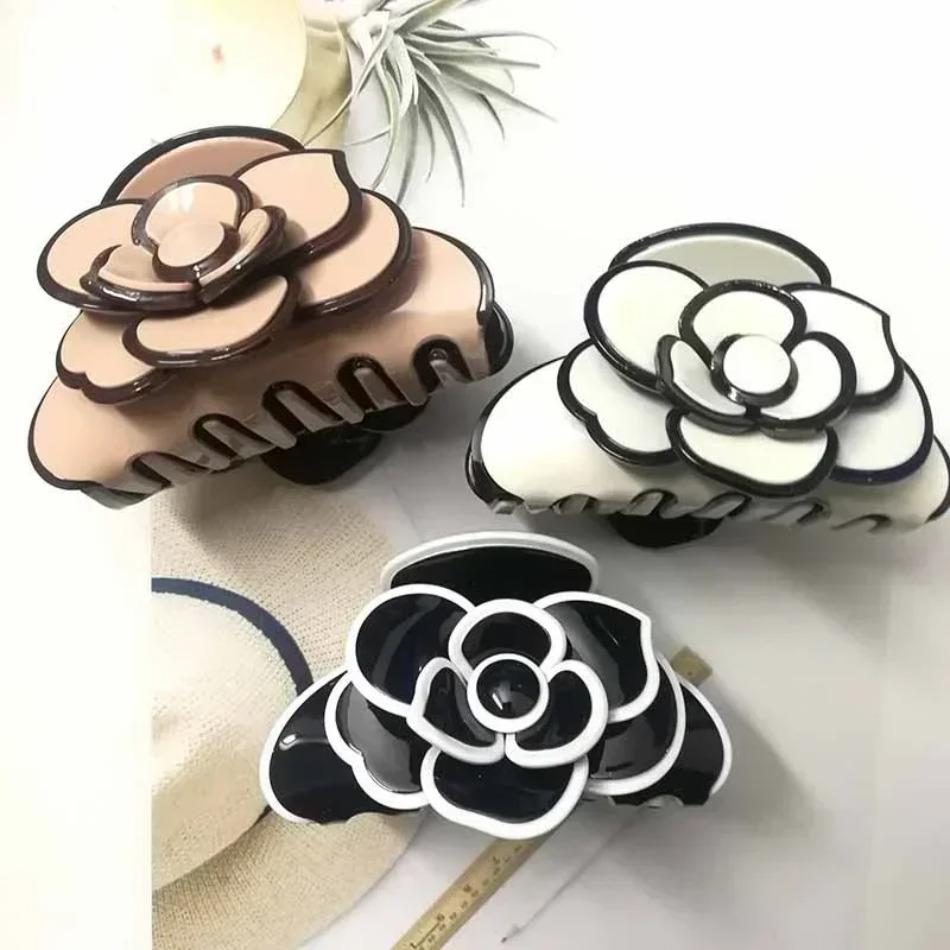 1 Pcs Fashion Camellia Hair Claw Clip Clamp Girl Flower Handmade Jewerly Head Accessories for Women Birthday Gifts чорний
1 Pcs Fashion Camellia Hair Claw Clip Clamp Girl Flower Handmade Jewerly Head Accessories for Women Birthday Gifts чорний