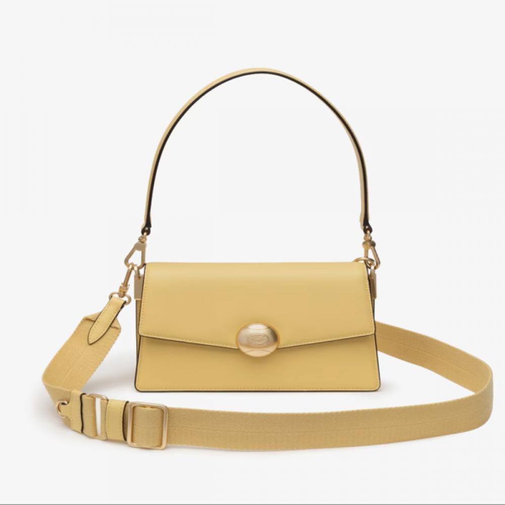Lacoste Tennis Bliss Flap Crossbody Bag
Lacoste Tennis Bliss Flap Crossbody Bag