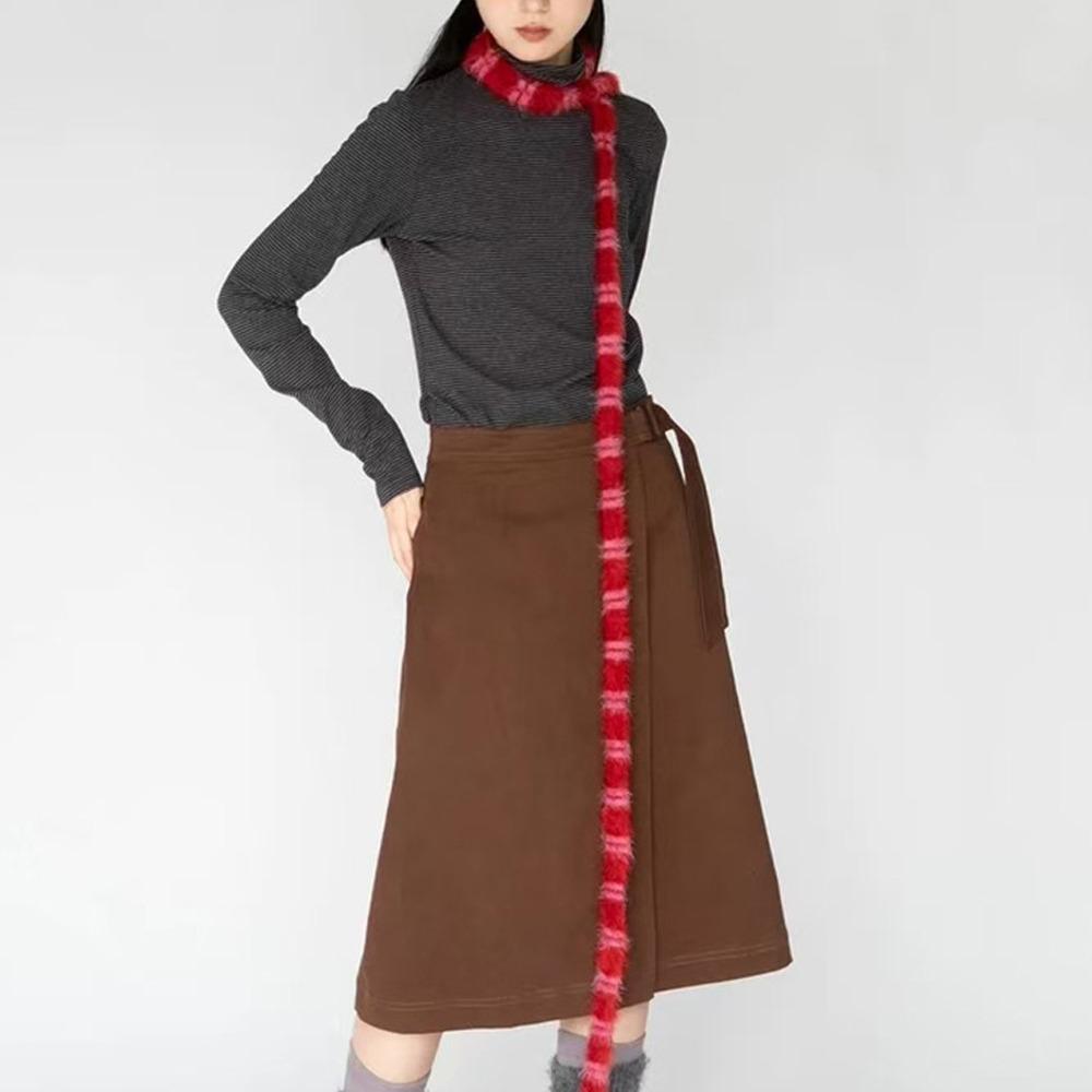 Fashion Streetwear Woolen Knitted Scarf Thin Narrow Strip Pattern Y2K Girl Decoration Scarf Chic Knit Neck Scarf Unisex Wear червоний
Fashion Streetwear Woolen Knitted Scarf Thin Narrow Strip Pattern Y2K Girl Decoration Scarf Chic Knit Neck Scarf Unisex Wear червоний