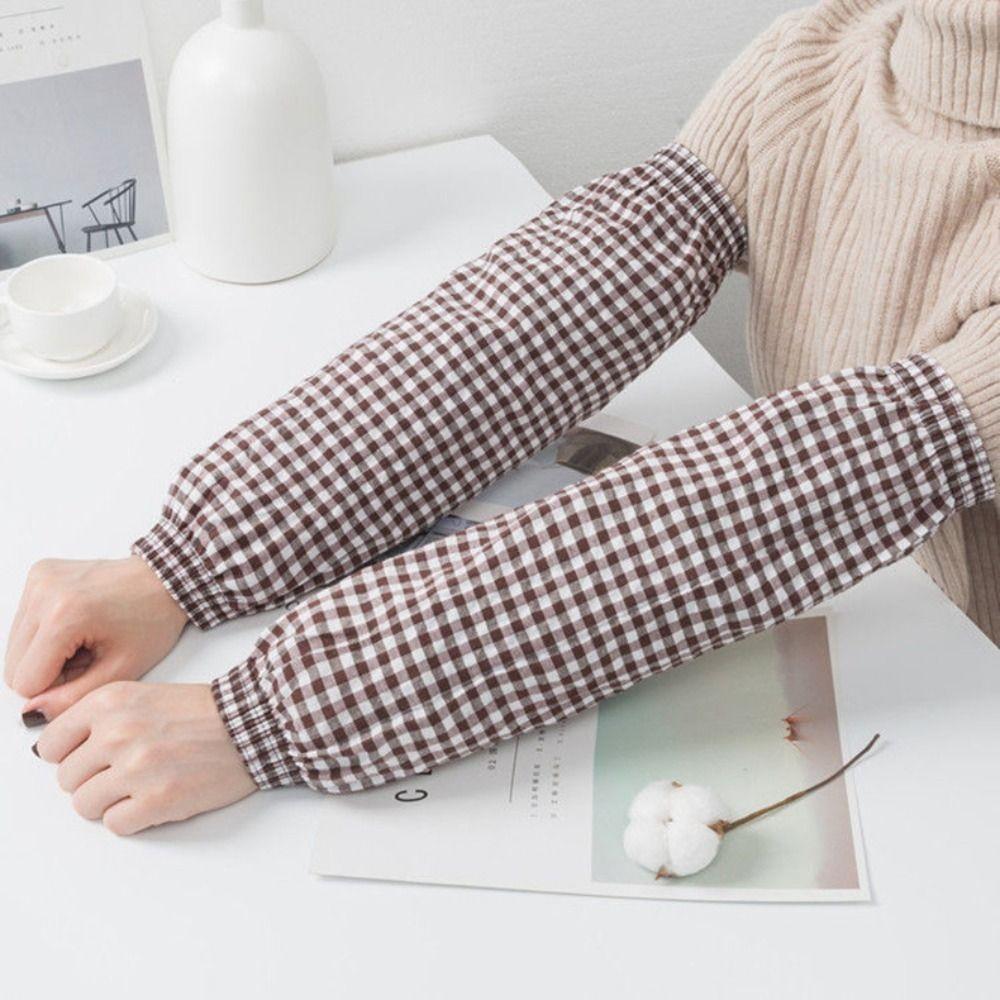 Dustproof Lattice Arm Sleeves Antifouling Arm Cover Elastic Cooling Sleeves Running
Dustproof Lattice Arm Sleeves Antifouling Arm Cover Elastic Cooling Sleeves Running