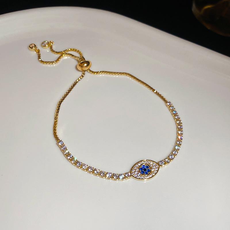 Браслет с цирконом, браслет в стиле ретро, легкая роскошь, нишевые ювелирные изделия высокого класса
Браслет с цирконом, браслет в стиле ретро, легкая роскошь, нишевые ювелирные изделия высокого класса