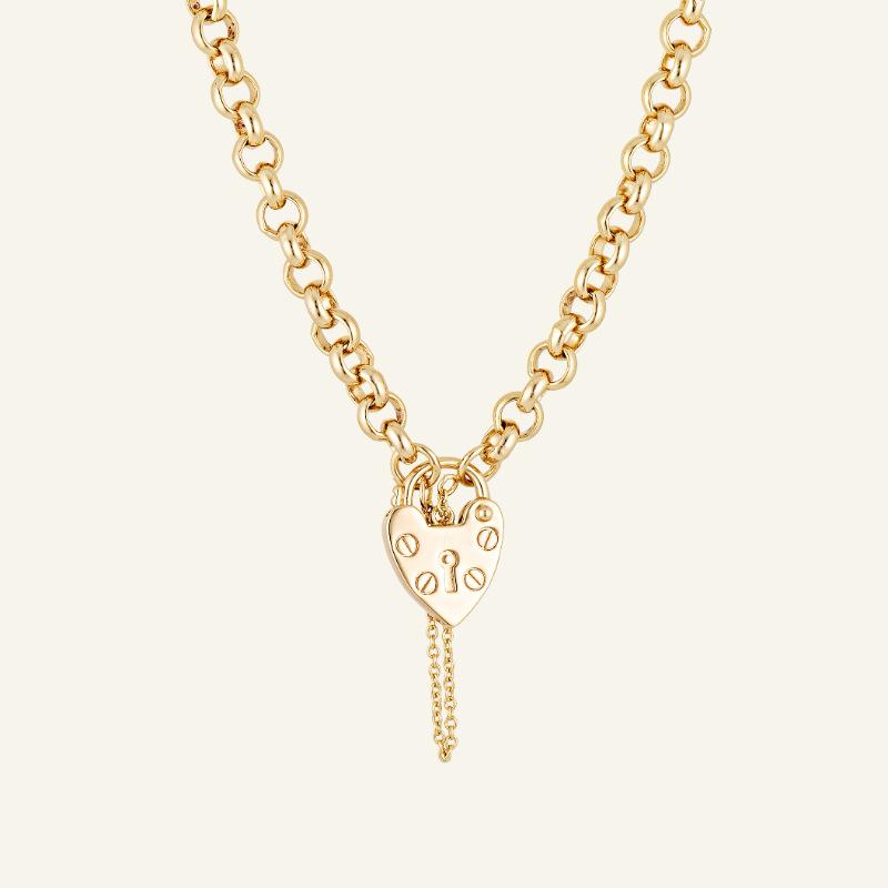 Retro Light Luxury Lock Heart Titanium Steel Necklace Personalized Thick Chain Texture Premium Versatile Commuter Jewelry
Retro Light Luxury Lock Heart Titanium Steel Necklace Personalized Thick Chain Texture Premium Versatile Commuter Jewelry