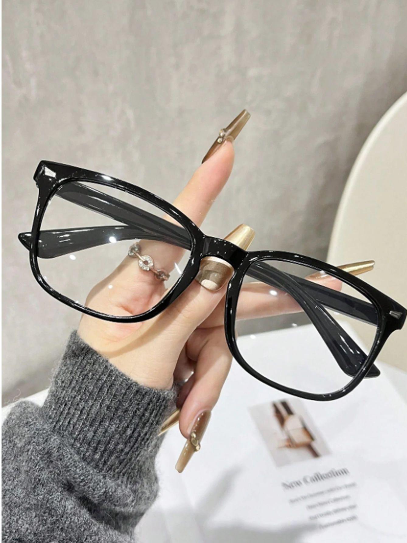 1Pcs Classic Black Frame Square Frame Non-Prescription Glasses, Slimming Effect, Suitable for Students and Office Work
1Pcs Classic Black Frame Square Frame Non-Prescription Glasses, Slimming Effect, Suitable for Students and Office Work