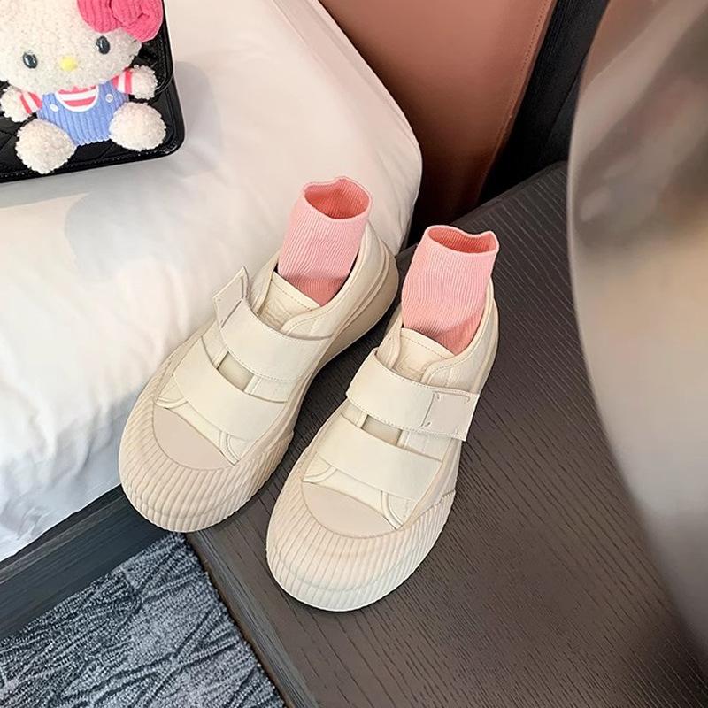Осень-зима 2025 новая мягкая милая~ большая круглая голова липучка печенье кожаная платформа повседневная обувь женская маленькая белая обувь кеды 40
Осень-зима 2025 новая мягкая милая~ большая круглая голова липучка печенье кожаная платформа повседневная обувь женская маленькая белая обувь кеды 40