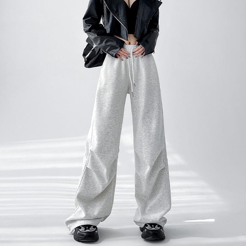 Серые спортивные штаны женские осенне-зимние новые с высокой посадкой прямые свободные повседневные спортивные штаны карго широкие брюки XL (suitable for 125-72.5 kg)
Серые спортивные штаны женские осенне-зимние новые с высокой посадкой прямые свободные повседневные спортивные штаны карго широкие брюки XL (suitable for 125-72.5 kg)