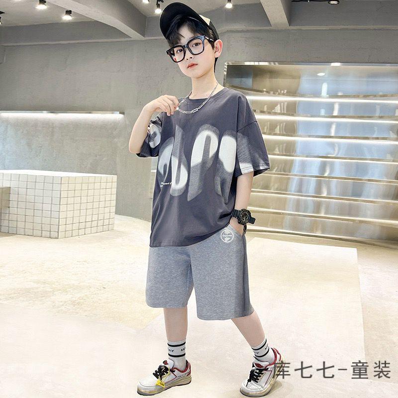 Boys handsome summer short sleeved shorts set 140
Boys handsome summer short sleeved shorts set 140
