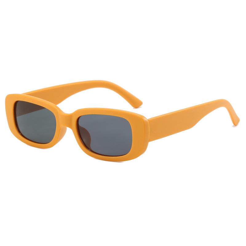 New European and American fashion small box children s sunglasses UV-proof retro texture children s sunglasses
New European and American fashion small box children s sunglasses UV-proof retro texture children s sunglasses