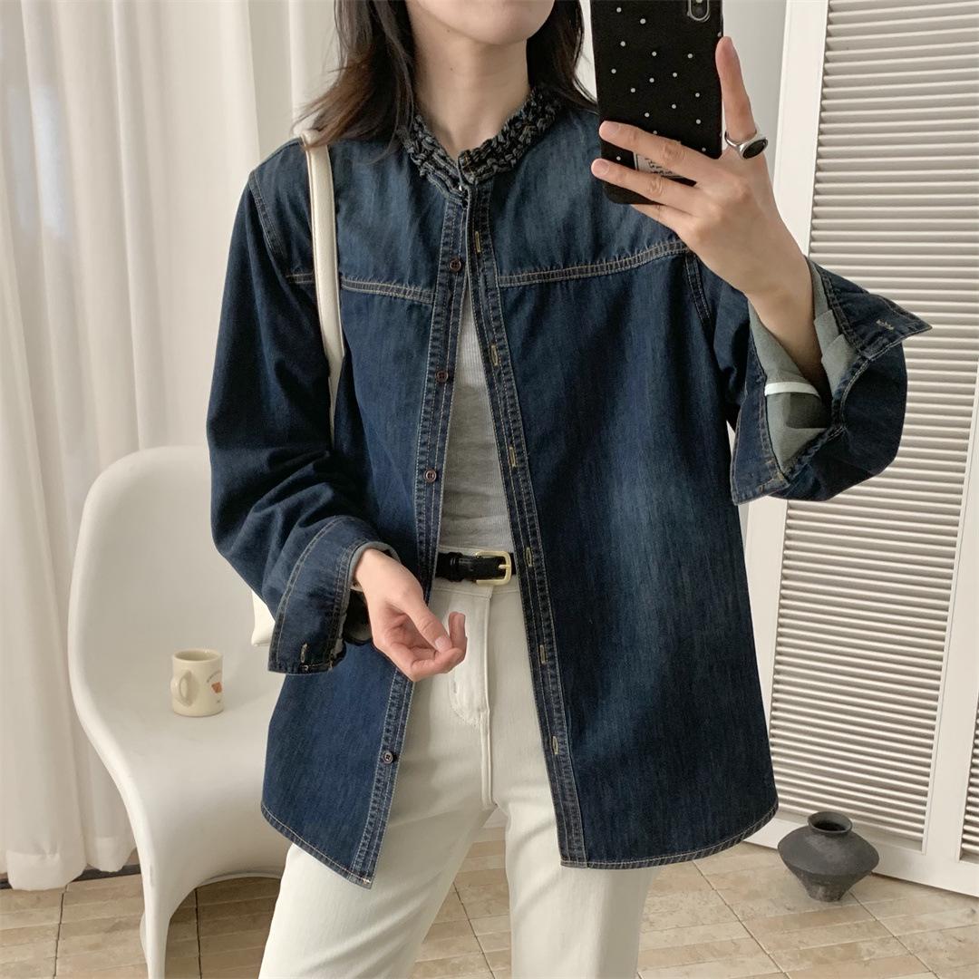 Women s European Style Denim Shirt with Wood Ear Lace Collar - Spring 2026 Trendy Fashion. Medium темно-синього кольору
Women s European Style Denim Shirt with Wood Ear Lace Collar - Spring 2026 Trendy Fashion. Medium темно-синього кольору