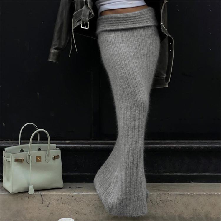 2025 Spring/Summer European Street Style Knit Bodycon Skirt: Solid Color, Turn-Up, Low Waist, Slimming Midi Skirt Small
2025 Spring/Summer European Street Style Knit Bodycon Skirt: Solid Color, Turn-Up, Low Waist, Slimming Midi Skirt Small