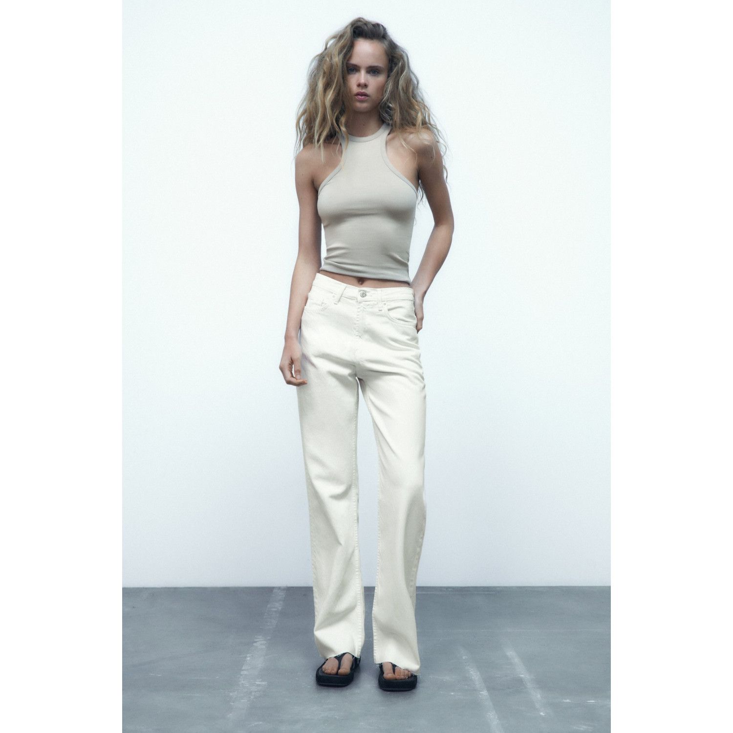 WIDE-LEG TRF JEANS
WIDE-LEG TRF JEANS