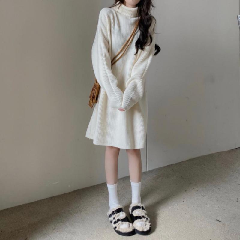 Осень и зима новый свободный и ленивый стиль водолазка пуловер женская мода универсальное средней длины внутреннее платье one size fits all
Осень и зима новый свободный и ленивый стиль водолазка пуловер женская мода универсальное средней длины внутреннее платье one size fits all