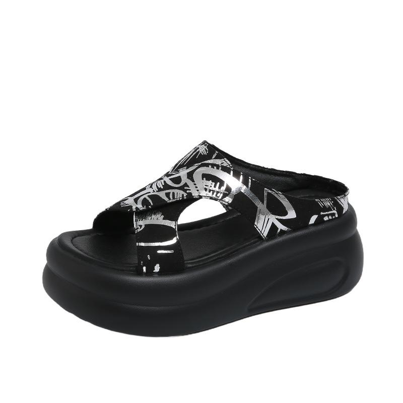 Крутые тапочки женская летняя одежда 2025 новые повседневные пляжные сандалии на платформе ленивая мода для беременных женщин одно слово перетаскивание 40 серебряный
Крутые тапочки женская летняя одежда 2025 новые повседневные пляжные сандалии на платформе ленивая мода для беременных женщин одно слово перетаскивание 40 серебряный