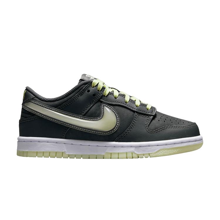 Nike Dunk Low GS Halloween - Glow In The Dark Kids Sneakers Grey Iron-Grey Lime-Ice HQ3569-068 35.5
Nike Dunk Low GS Halloween - Glow In The Dark Kids Sneakers Grey Iron-Grey Lime-Ice HQ3569-068 35.5