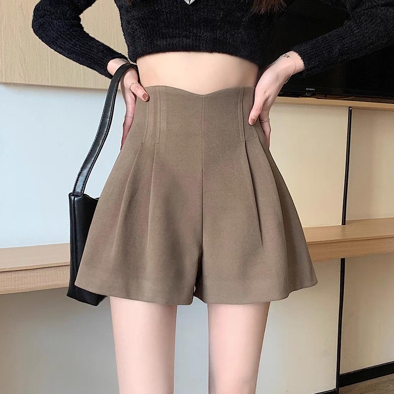 Women s High-Waisted Woolen Wide-Leg Shorts - Autumn 2024 Korean Style Slim-Fit Leggings 2X Large
Women s High-Waisted Woolen Wide-Leg Shorts - Autumn 2024 Korean Style Slim-Fit Leggings 2X Large