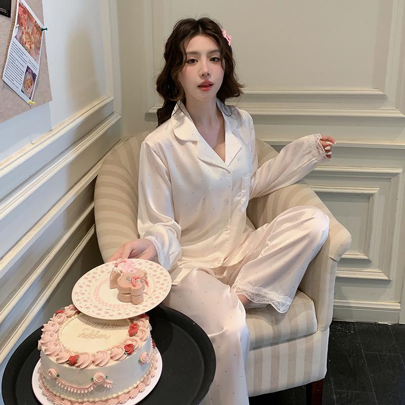 Женский модный пижамный комплект с кружевом и принтом в горошек, с длинным рукавом Extra Large
Женский модный пижамный комплект с кружевом и принтом в горошек, с длинным рукавом Extra Large