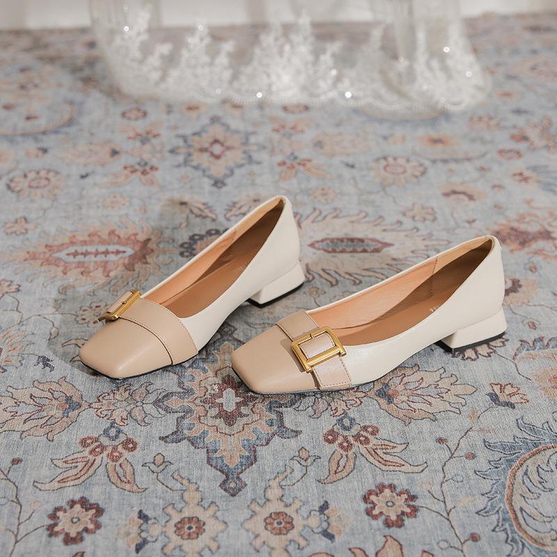 Французские нишевые туфли на низком каблуке, маленький ароматный темперамент, квадратный носок, цветовая гамма, пряжка на ремешке, легкий вырез, весенне-летняя новая бабушка 40
Французские нишевые туфли на низком каблуке, маленький ароматный темперамент, квадратный носок, цветовая гамма, пряжка на ремешке, легкий вырез, весенне-летняя новая бабушка 40