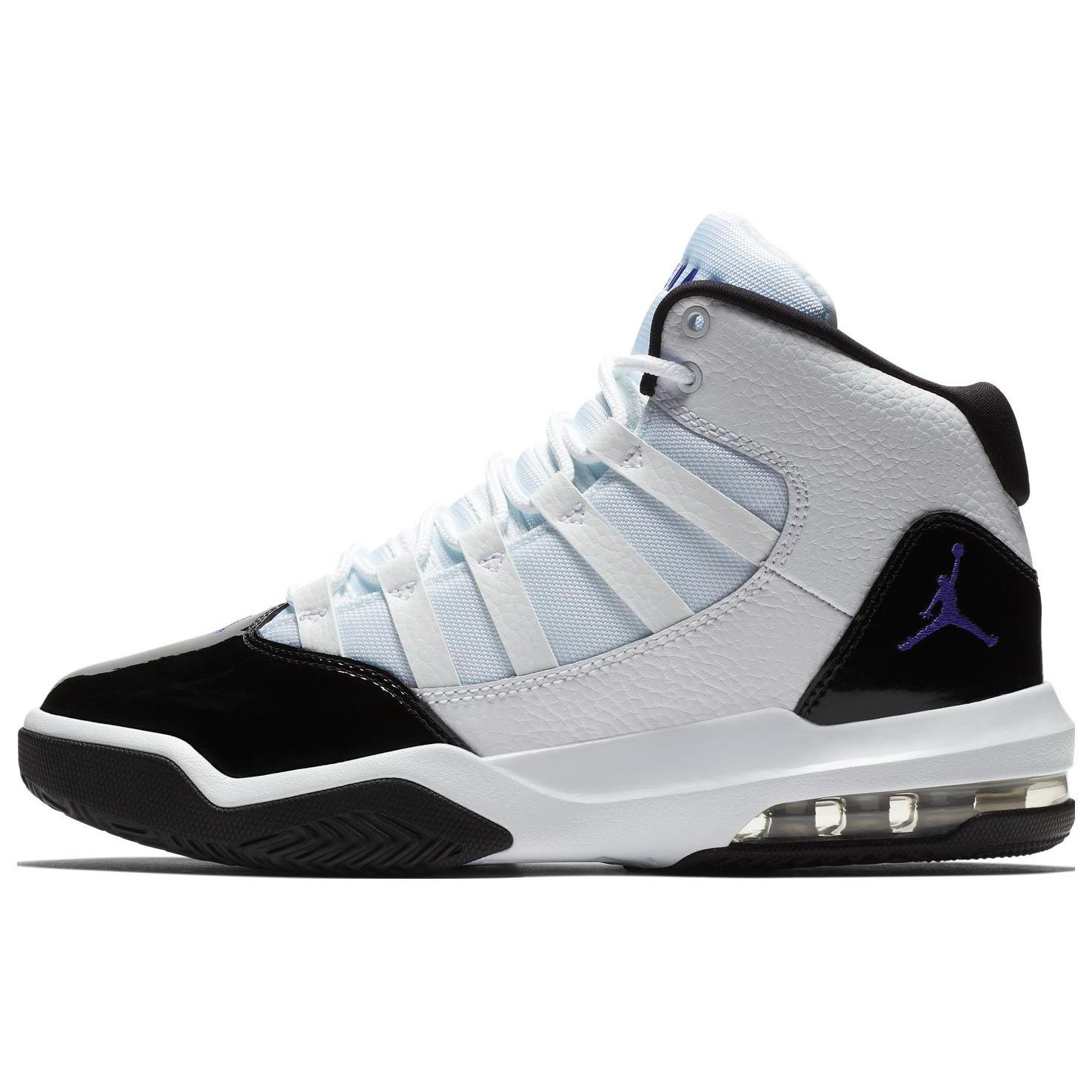 Jordan Aura Concord GS AQ9214-121 35.5
Jordan Aura Concord GS AQ9214-121 35.5