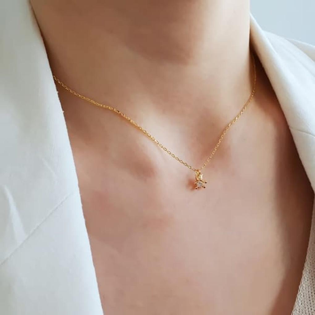 Women s 925 Silver Cubic Zirconia Layered Teddy Bear Necklace Gold Earrings (One Touch) (+800)
Women s 925 Silver Cubic Zirconia Layered Teddy Bear Necklace Gold Earrings (One Touch) (+800)