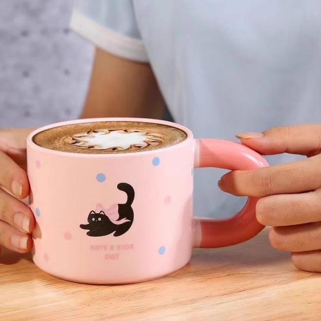 Керамическая чашка высокой ценности Персонализированная креативная кружка Чашка с бабочкой Чашка для воды Чашка с ручкой-жемчужиной Чашка для послеобеденного чая Офисная чашка 301-400ml
Керамическая чашка высокой ценности Персонализированная креативная кружка Чашка с бабочкой Чашка для воды Чашка с ручкой-жемчужиной Чашка для послеобеденного чая Офисная чашка 301-400ml