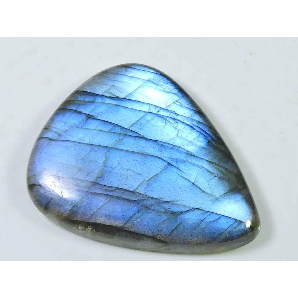 68Cts. Rainbow Fire labradorite Pear Cabochon Loose Natural Gemstone 41X40MM SK-2053
68Cts. Rainbow Fire labradorite Pear Cabochon Loose Natural Gemstone 41X40MM SK-2053