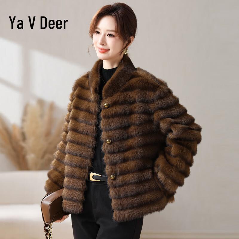 Жіноче елегантне зимове пальто з штучного хутра норки Yalu L
Жіноче елегантне зимове пальто з штучного хутра норки Yalu L