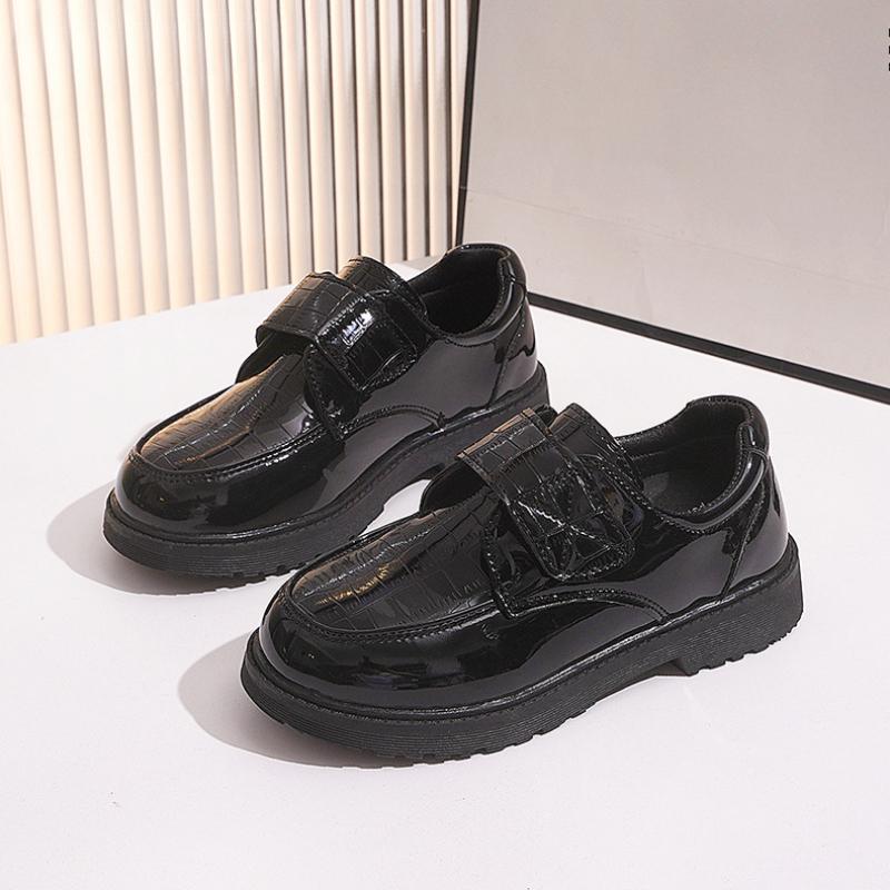 Leather shoes for spring and autumn fashion, Korean version, soft soled, suitable for school performances by middle and high school students 27 чёрный
Leather shoes for spring and autumn fashion, Korean version, soft soled, suitable for school performances by middle and high school students 27 чёрный
