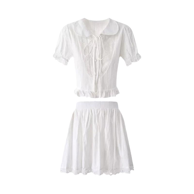 Chic Age-Defying Two-Piece: Alluring Milky Top & Midi Skirt – Perfect for Summer 2025. S
Chic Age-Defying Two-Piece: Alluring Milky Top & Midi Skirt – Perfect for Summer 2025. S