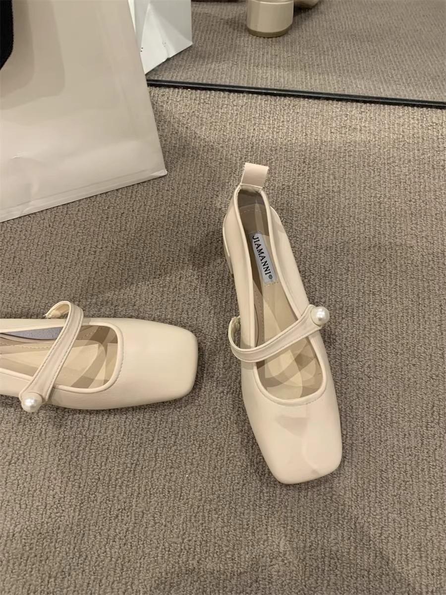 Женская однотонная однотонная женская обувь на нескользящем квадратном каблуке, весенне-летняя повседневная удобная удобная женская обувь с неглубоким горлышком и квадратным носком 39
Женская однотонная однотонная женская обувь на нескользящем квадратном каблуке, весенне-летняя повседневная удобная удобная женская обувь с неглубоким горлышком и квадратным носком 39