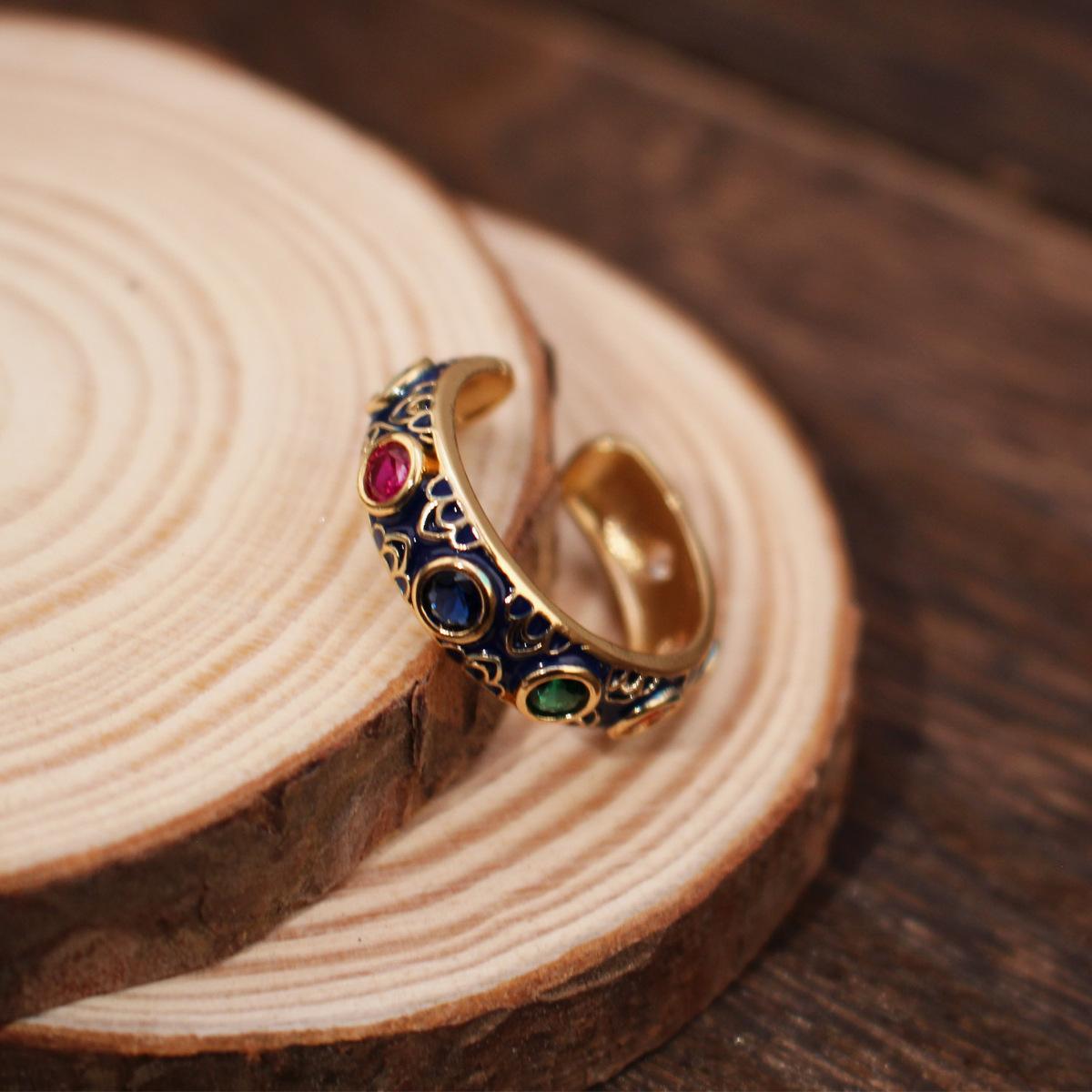 Эмалированное кольцо-разомкнутое «Глаз дьявола», Медное кольцо с бриллиантовой инкрустацией, Универсальное кольцо из арабской меди для мужчин и женщин
Эмалированное кольцо-разомкнутое «Глаз дьявола», Медное кольцо с бриллиантовой инкрустацией, Универсальное кольцо из арабской меди для мужчин и женщин