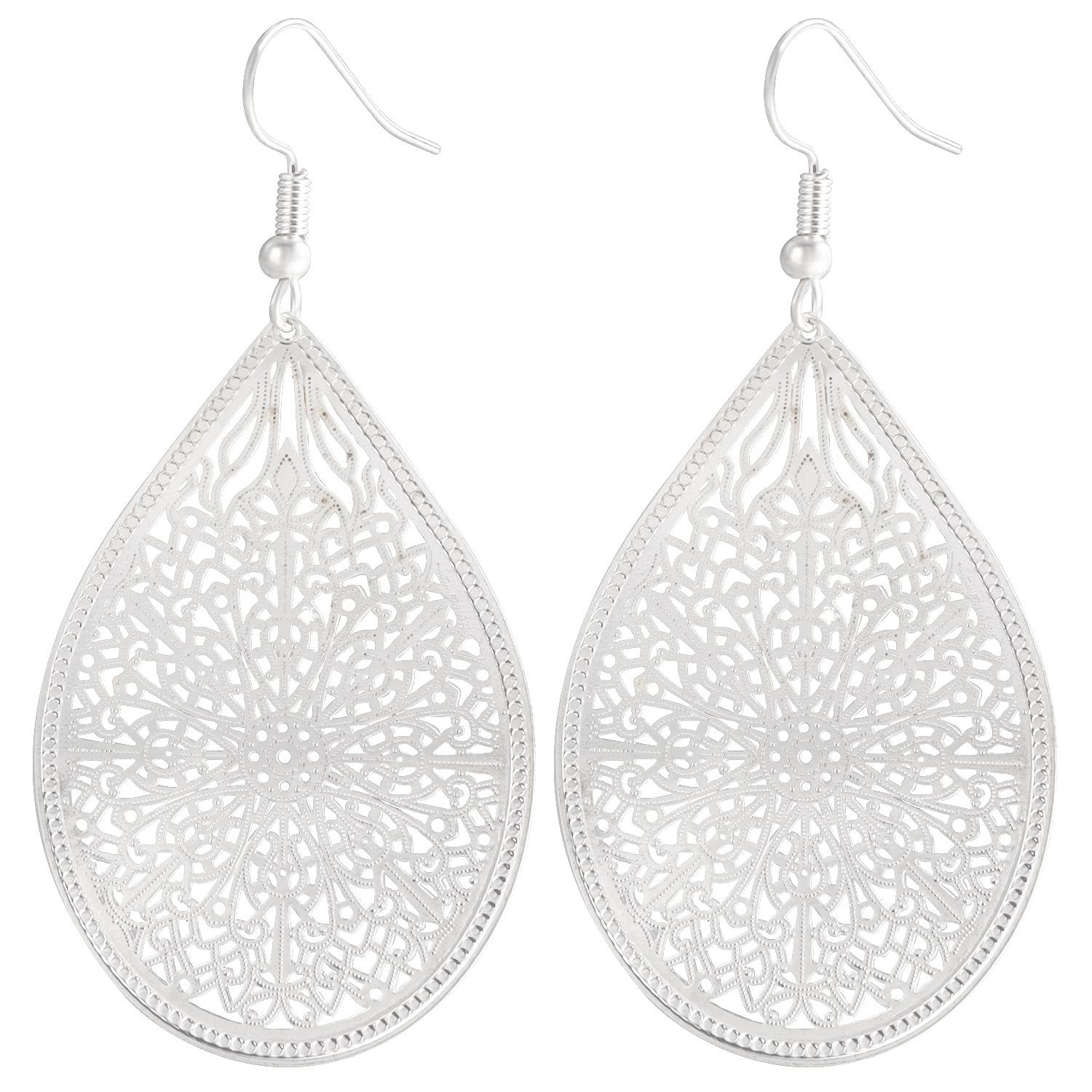European and American spider web pendant earrings, simple and cheap alloy personalized accessories exclusive to the party срібний
European and American spider web pendant earrings, simple and cheap alloy personalized accessories exclusive to the party срібний
