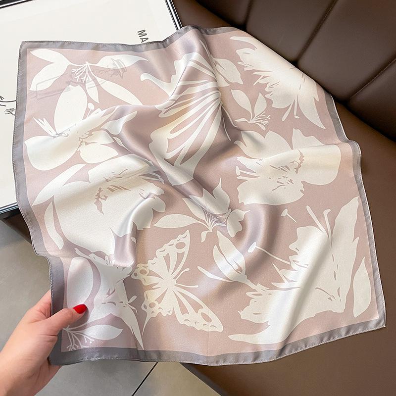 Шарф из высококачественного тутового шелка в корейском стиле с бабочками для женщин - Квадратный, для защиты шеи, для украшения сумки, подарок. 53*53cm розовый
Шарф из высококачественного тутового шелка в корейском стиле с бабочками для женщин - Квадратный, для защиты шеи, для украшения сумки, подарок. 53*53cm розовый