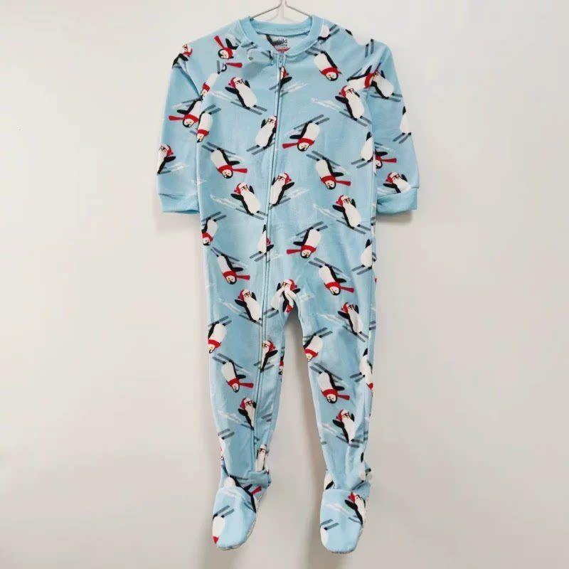 Foreign Trade Children s Fleece One-Piece Romper with Foot Cover, Warm Sleepwear for Boys and Girls, Suitable for Spring, Autumn, and Winter Light Blue 4t Suitable for Height 95-104
Foreign Trade Children s Fleece One-Piece Romper with Foot Cover, Warm Sleepwear for Boys and Girls, Suitable for Spring, Autumn, and Winter Light Blue 4t Suitable for Height 95-104