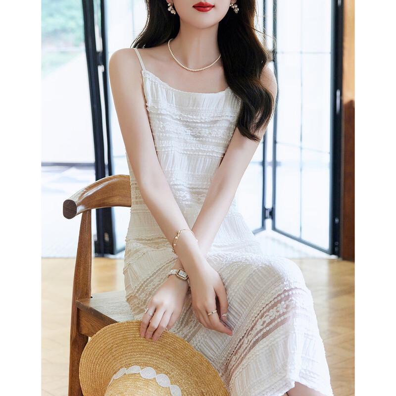 Женское прямое платье-майка с французским кружевом L
Женское прямое платье-майка с французским кружевом L