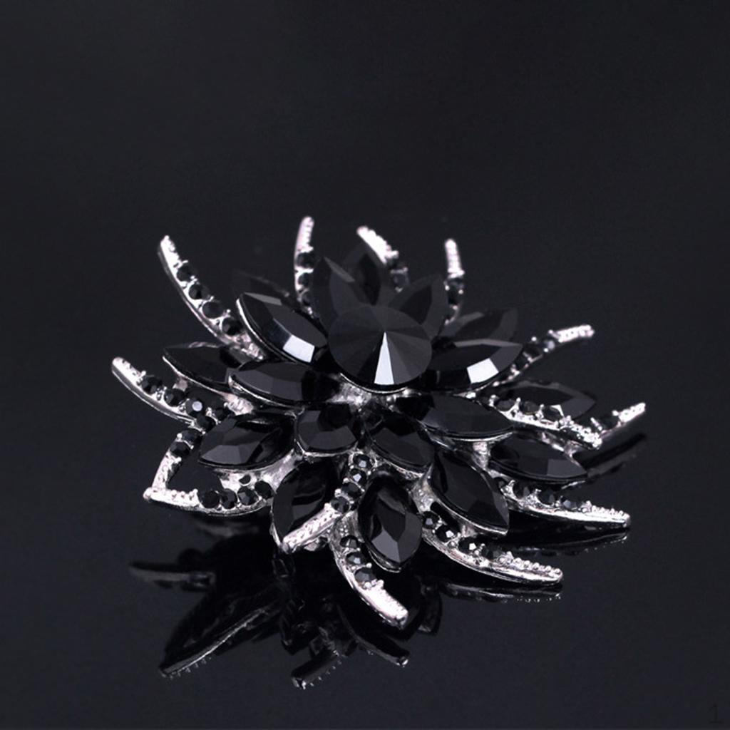 Fashion Lapel Brooch Pins,Broaches and Pins for Women Crystal Alloy Plating Flower Pendant чорний
Fashion Lapel Brooch Pins,Broaches and Pins for Women Crystal Alloy Plating Flower Pendant чорний