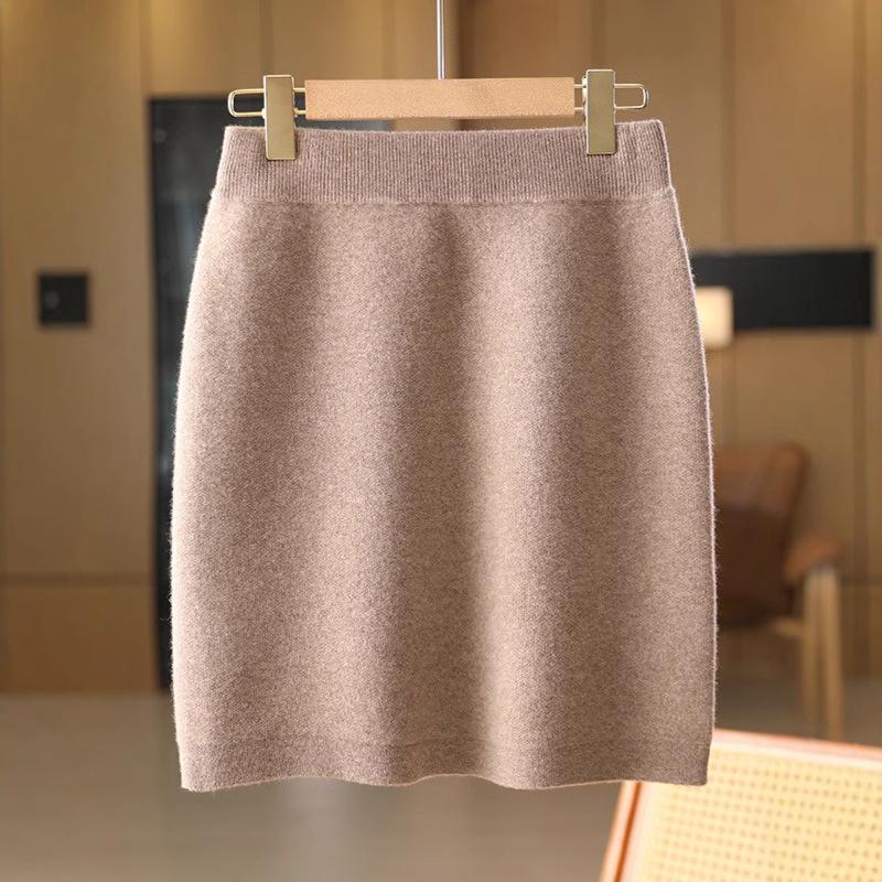 2024 Autumn/Winter High-Waisted A-Line Midi Wool Skirt Large
2024 Autumn/Winter High-Waisted A-Line Midi Wool Skirt Large