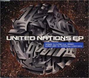 CD DJ YUTAKA,ZEEBRA, ZEEBRA; K.KAGAMI - UNITED NATIONS EP AVCD30120 Avex Trax 2000 Japan Pop Used
CD DJ YUTAKA,ZEEBRA, ZEEBRA; K.KAGAMI - UNITED NATIONS EP AVCD30120 Avex Trax 2000 Japan Pop Used