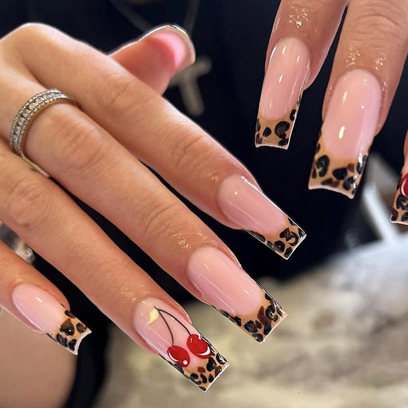 Leopard Print French Edge Wearable Nail Art - Handmade Cherry Pattern Rectangular Nails
Leopard Print French Edge Wearable Nail Art - Handmade Cherry Pattern Rectangular Nails
