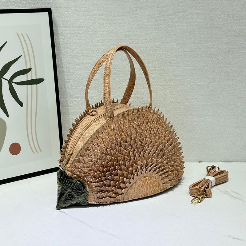 High Quality Hedgehog Handbag Women Luxury Irregular Shoulder Bag Unique Creative Animal Shaped Crossbody Bag Classic Party Bag 34x21x20cm верблюд
High Quality Hedgehog Handbag Women Luxury Irregular Shoulder Bag Unique Creative Animal Shaped Crossbody Bag Classic Party Bag 34x21x20cm верблюд