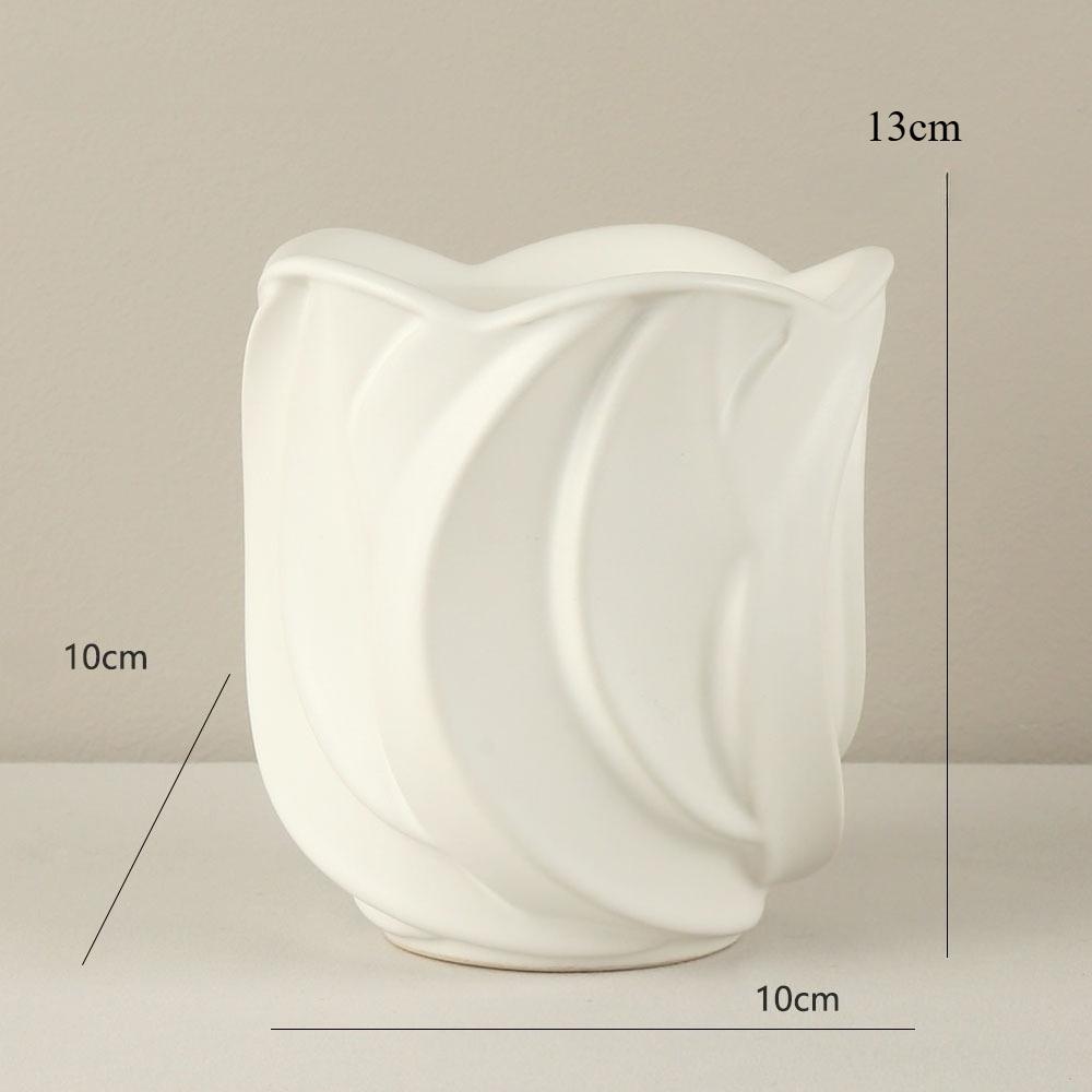 Simple Candle Holder Universal Candle Cup Living Room Dining Table Decoration Ornament Flame European Ceramic Candle Pedestal 1Pc белый
Simple Candle Holder Universal Candle Cup Living Room Dining Table Decoration Ornament Flame European Ceramic Candle Pedestal 1Pc белый