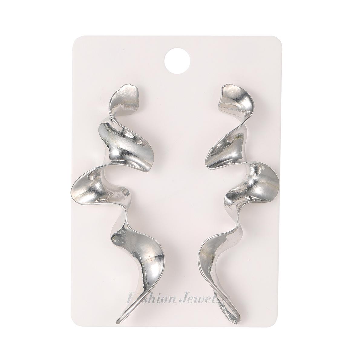 Vintage Irregular Metal Twisted Pendant Earrings for Women Creative Design Waves Earrings Statement Party Jewelry срібний
Vintage Irregular Metal Twisted Pendant Earrings for Women Creative Design Waves Earrings Statement Party Jewelry срібний