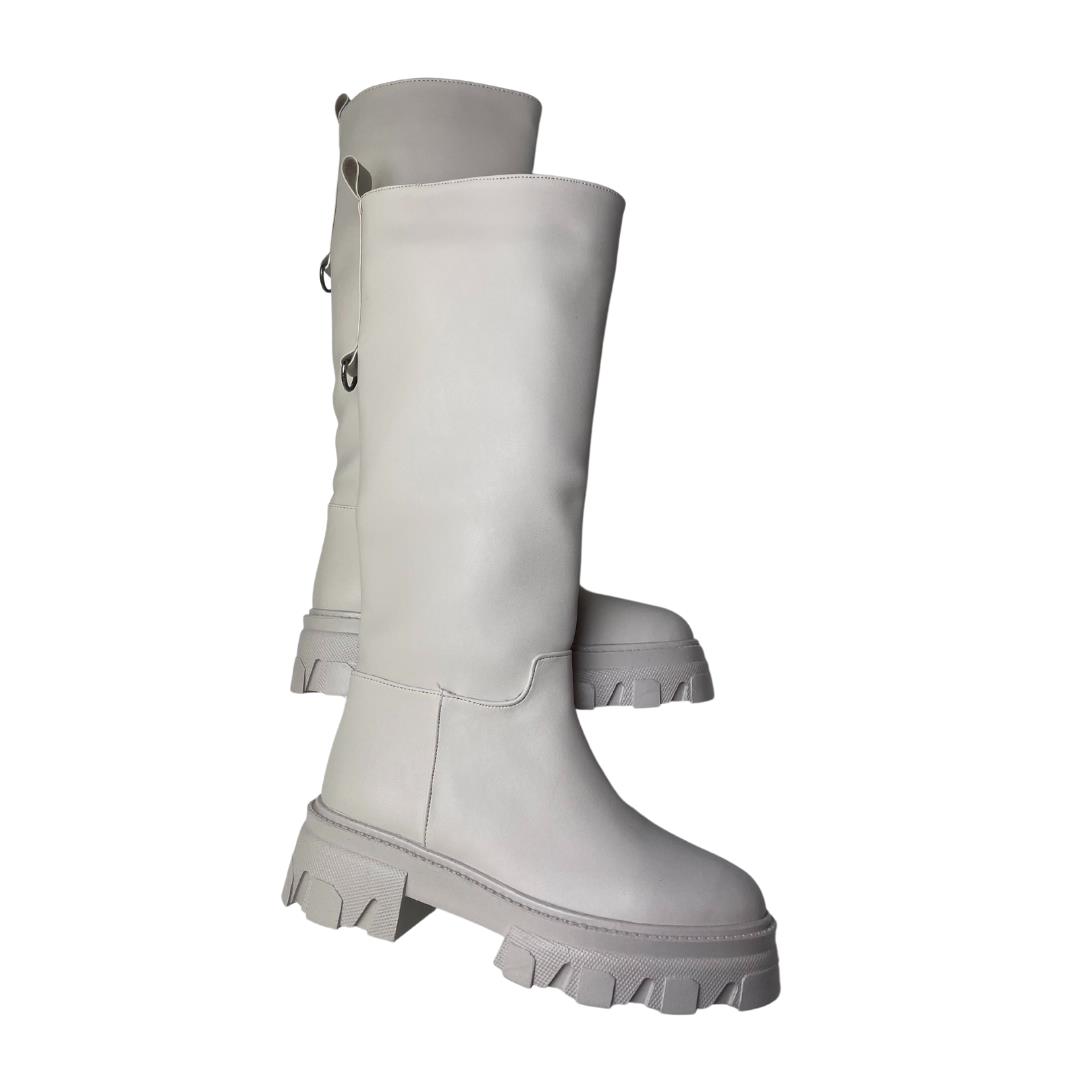 Женские длинные сапоги на зиму
Женские длинные сапоги на зиму