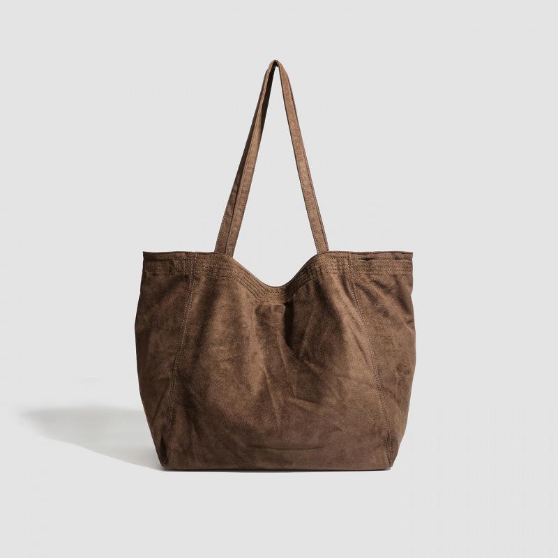Autumn and winter with suede Korean fashion large shoulder bag, student class tote bag woolen material literary bag кофейный
Autumn and winter with suede Korean fashion large shoulder bag, student class tote bag woolen material literary bag кофейный